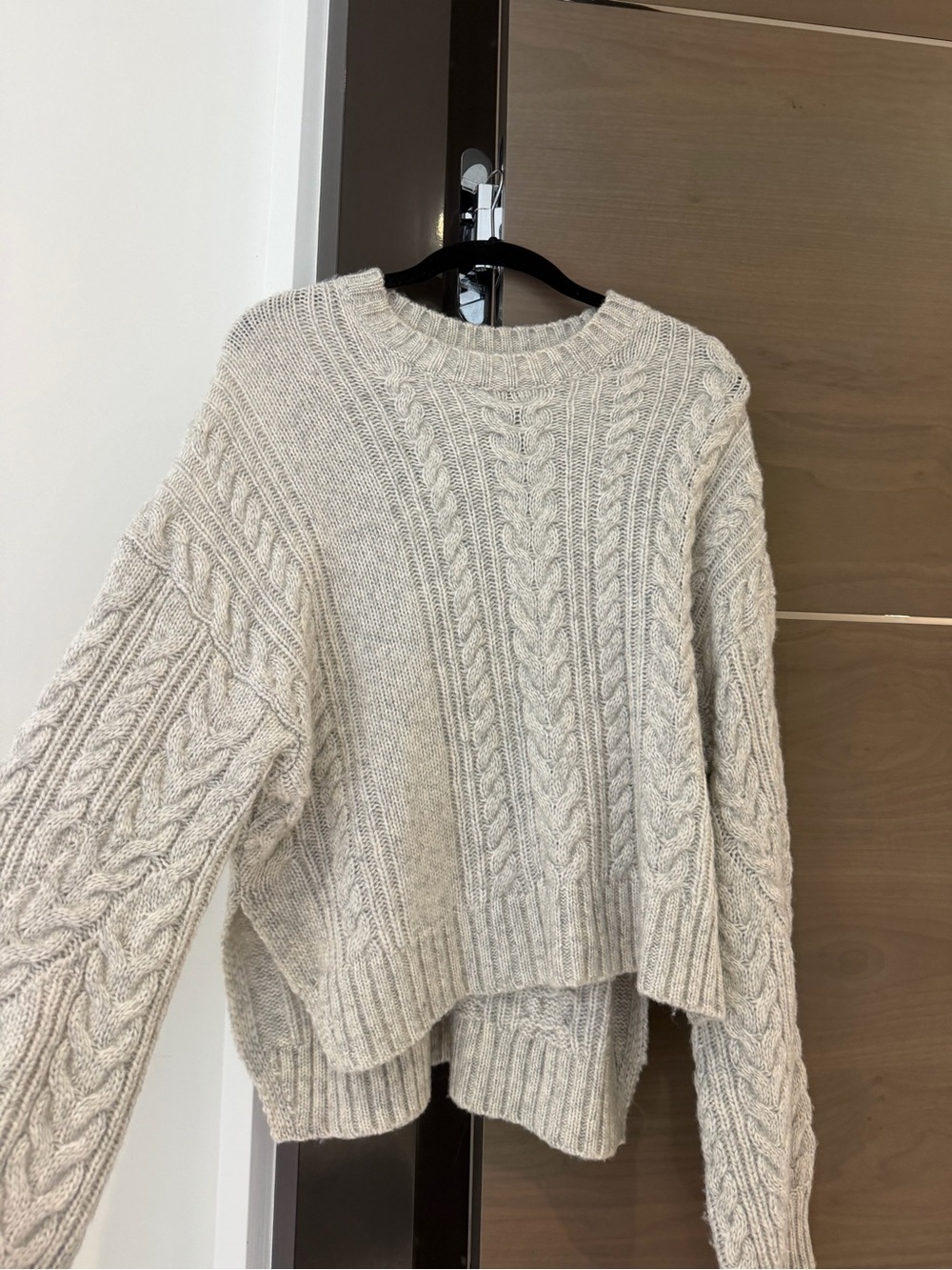 Chunky Cable Knit Crewneck Sweater - Cream